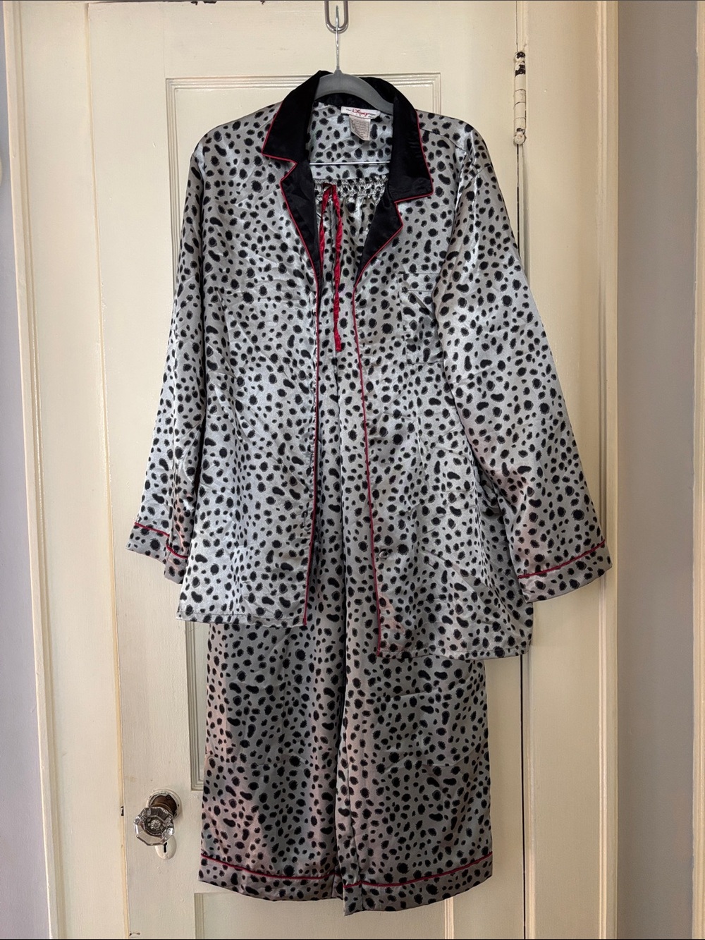 Disney Vintage Women's Silver Black Dalmatian Print Satin Pajama Set